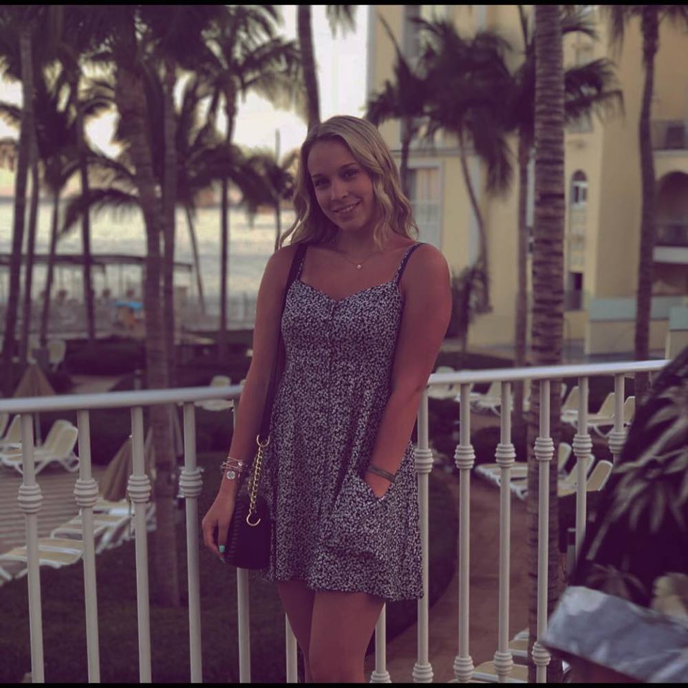 Meet your Posher, Kira